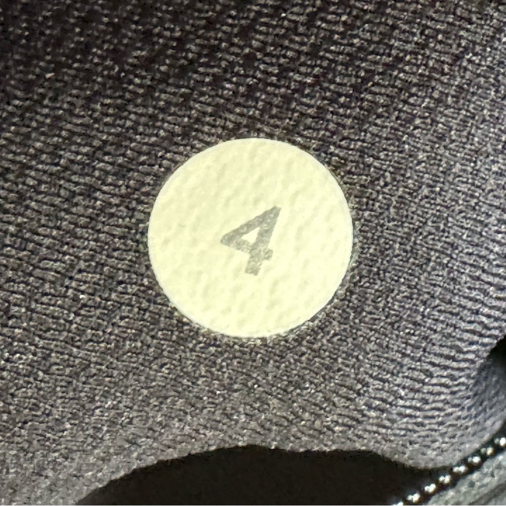 Lululemon Tight Stuff Tight Reflective in Black / Night Fall Black Tricolor Sz 4 - Picture 11 of 14